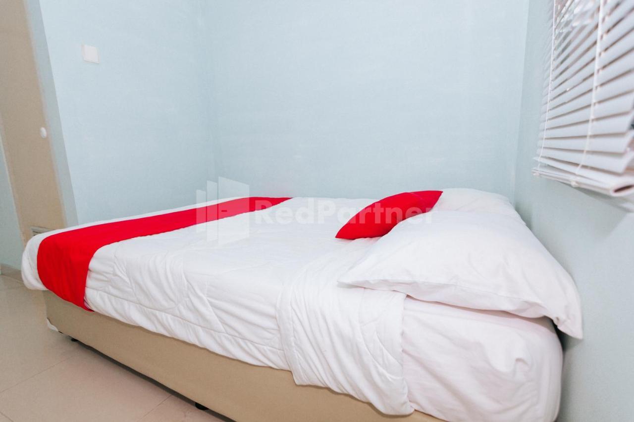 Oyo 94494 Krekot Pasar Baru Coo Hotel